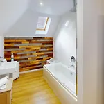 Daisy - Part Of The The Bay Village With Pool, Gym And Direct Access, Pub, Restaurant, Tennis And Meadows Walks * Filey