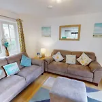 Prázdninový dům Daisy - Part Of The The Bay Village With Pool, Gym And Direct Access, Pub, Restaurant, Tennis And Meadows Walks Filey
