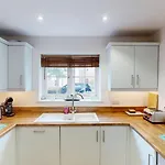 Daisy - Part Of The The Bay Village With Pool, Gym And Direct Access, Pub, Restaurant, Tennis And Meadows Walks Filey