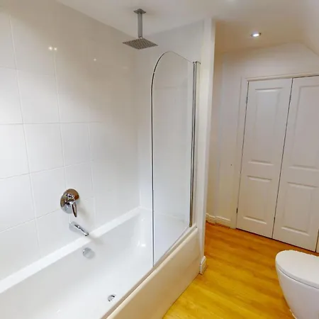 Semesterbostad Daisy - Part Of The The Bay Village With Pool, Gym And Direct Access, Pub, Restaurant, Tennis And Meadows Walks