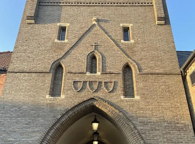 Daisy - Part Of The The Bay Village With Pool, Gym And Direct Access, Pub, Restaurant, Tennis And Meadows Walks * Filey