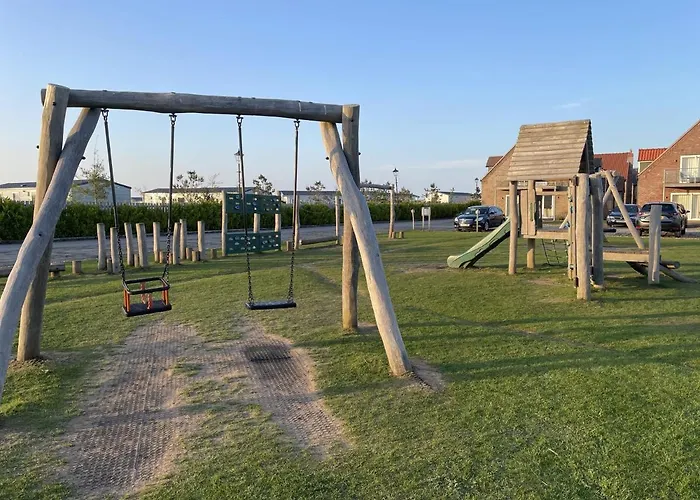 Daisy - Part Of The The Bay Village With Pool, Gym And Direct Access, Pub, Restaurant, Tennis And Meadows Walks Hébergement de vacances