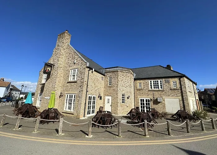 Daisy - Part Of The The Bay Village With Pool, Gym And Direct Access, Pub, Restaurant, Tennis And Meadows Walks Hébergement de vacances Filey