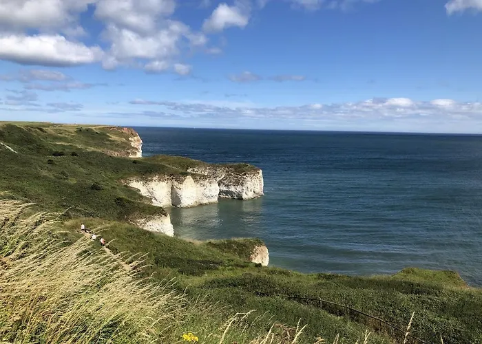 Daisy - Part Of The The Bay Village With Pool, Gym And Direct Access, Pub, Restaurant, Tennis And Meadows Walks *