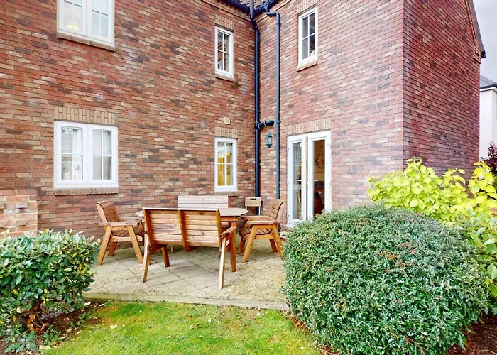 Hébergement de vacances Daisy - Part Of The The Bay Village With Pool, Gym And Direct Access, Pub, Restaurant, Tennis And Meadows Walks *