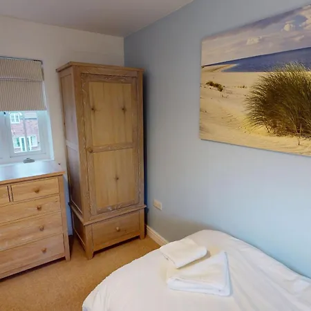 Dom wakacyjny Daisy - Part Of The The Bay Village With Pool, Gym And Direct Access, Pub, Restaurant, Tennis And Meadows Walks